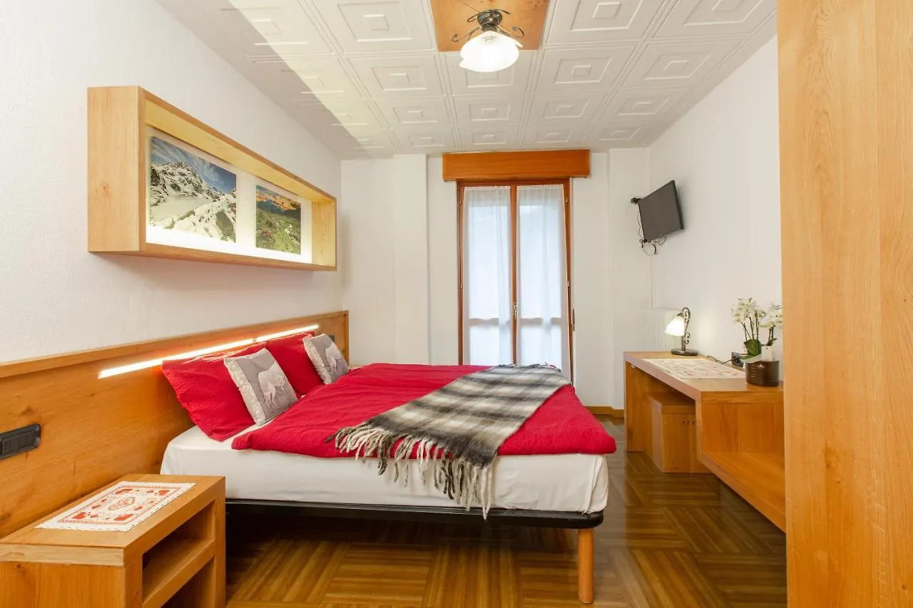 Hotel Biancospino Lanzada 意大利