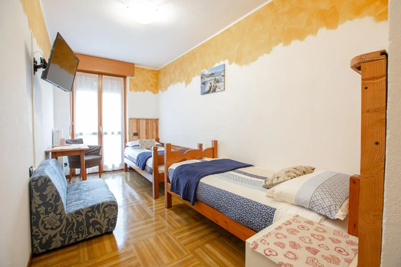 Hotel Biancospino Lanzada 意大利